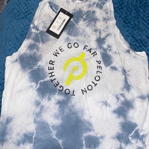 BNWT Peloton Racer Tank. Size L.